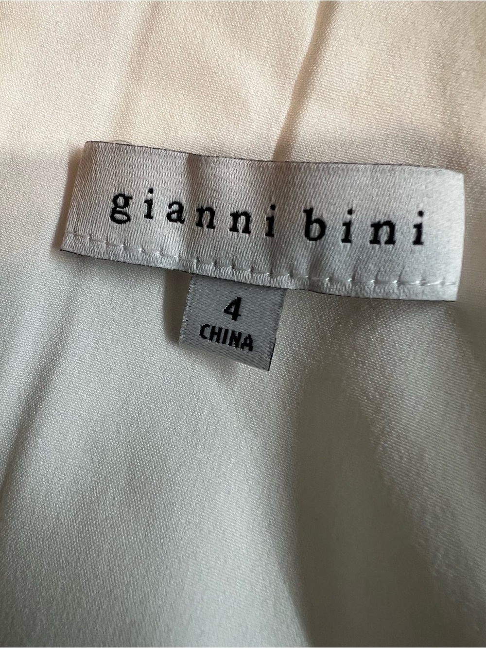 Gianni Bini Eyelet Ruffle Tiered Mini Dress Size 4 - Picture 4 of 6